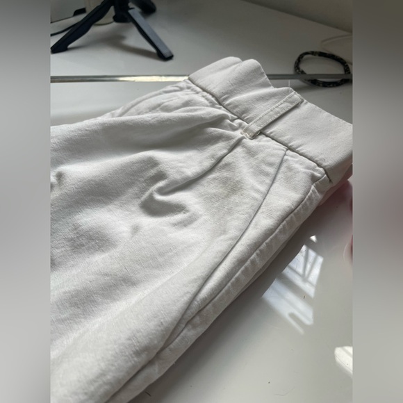 Zara women's shorts white, viscose cotton linen. Size XS - Picture 9 of 17